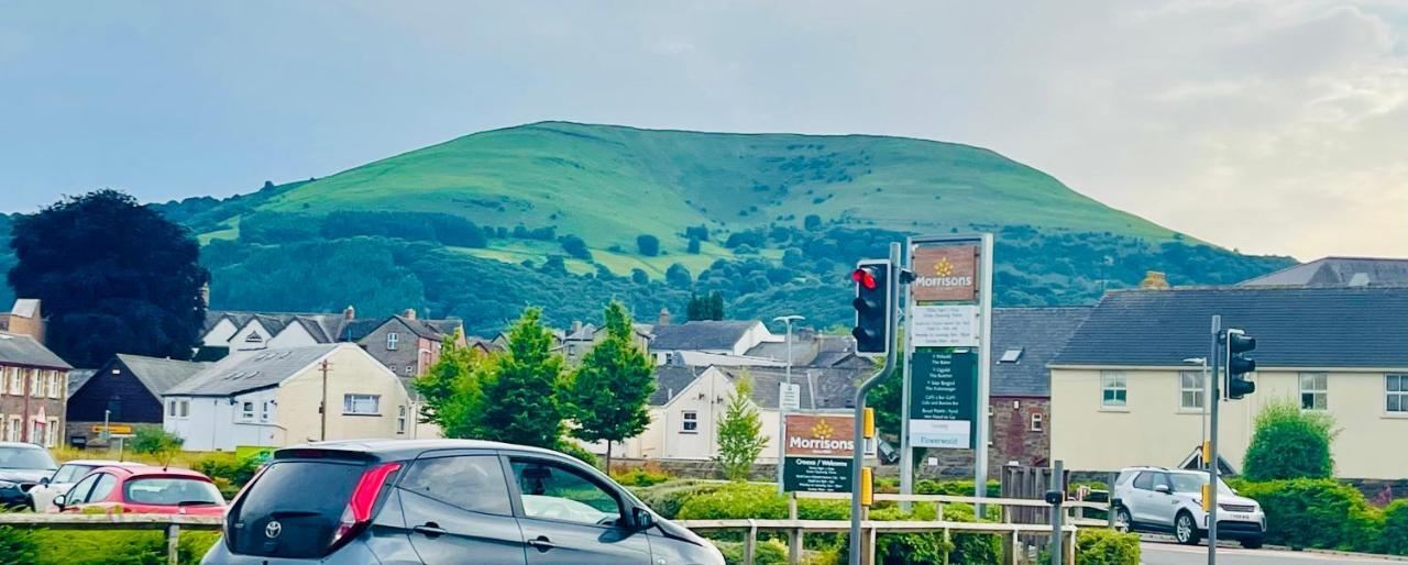Tanglewood House Abergavenny With Private Parking Villa Kültér fotó